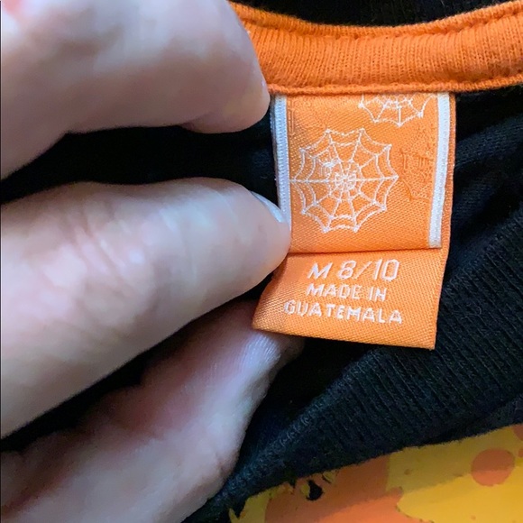 NWOT 🎃 HALLOWEEN 👻 T-SHIRT - Picture 3 of 3